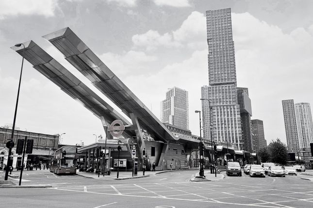Thumbnail Flat for sale in Graphite Square, Vauxhall, London