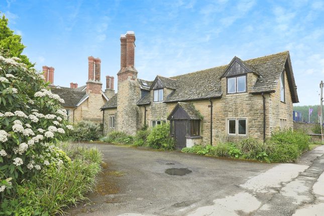 Thumbnail Detached house for sale in Station Road, Kingham, Chipping Norton