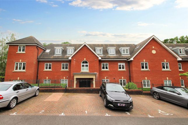 Flat for sale in Crookham Road, Fleet, Hampshire