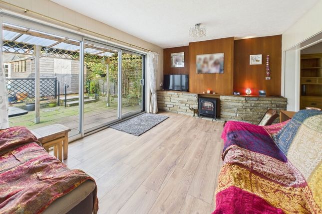 17, Kingston Close, Shoreham-by-sea photo 2