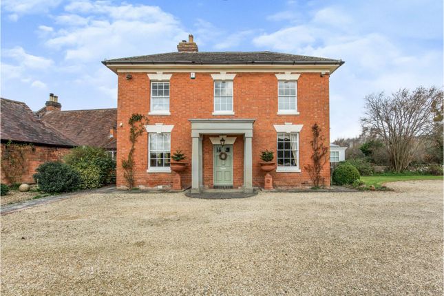 Thumbnail Country house for sale in Lower Howsell Road, Malvern