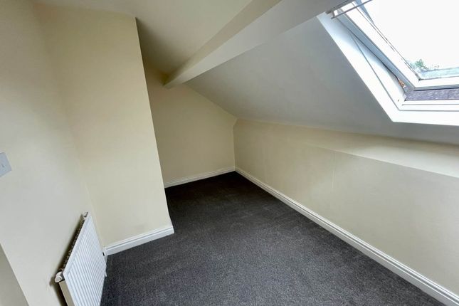 Garden Street, Darfield Barnsley photo 4