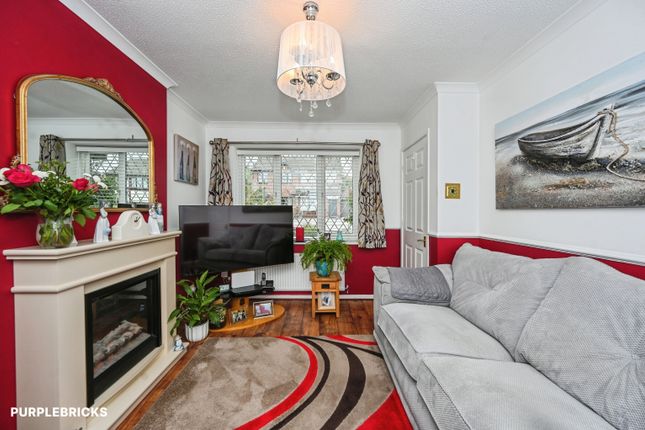 37, Cheshire Gardens, St. Helens photo 4