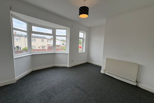 119, Foredyke Avenue, Hull photo 5