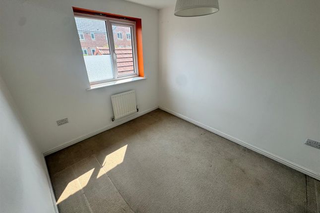42, Henderson Avenue, Wheatley Hill photo 3