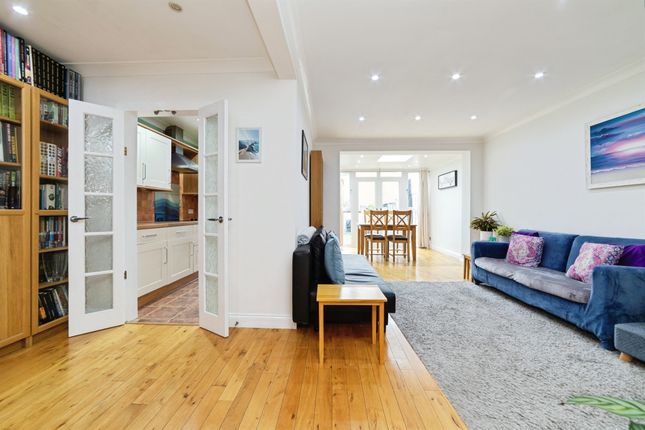26b, London Road, Hertford photo 4