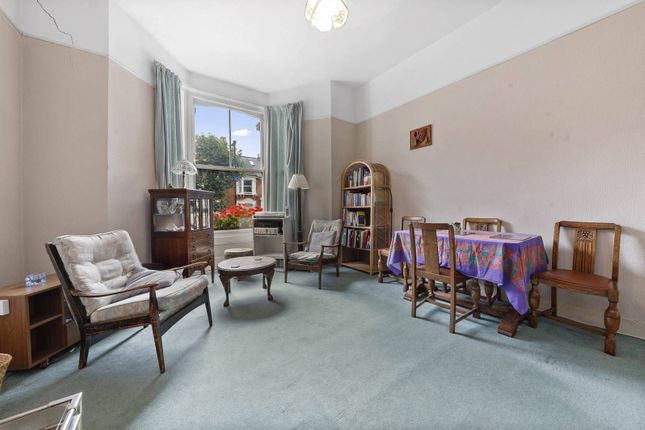 Thumbnail Flat for sale in Mount View Road, Finsbury Park, London