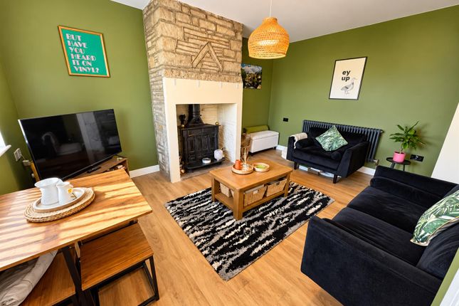 20, Green Lane, Bradford photo 4
