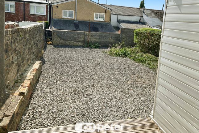 31, MERTHYR TYDFIL photo 2