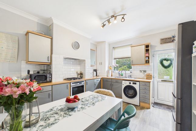 24, Scarsdale Road, Dronfield photo 3