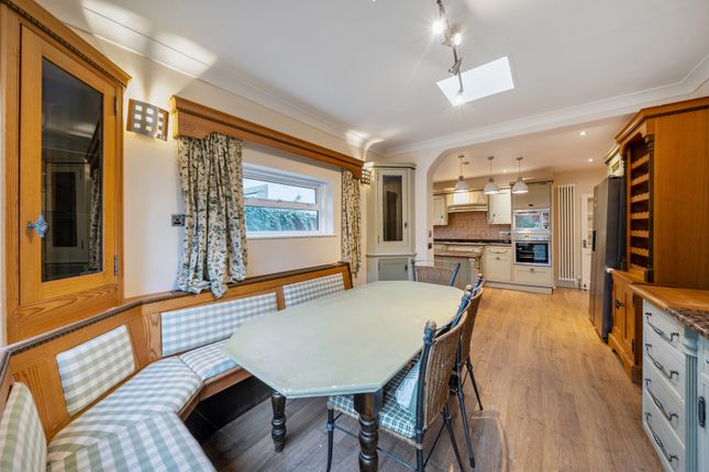 15, York Road, Northwood photo 4