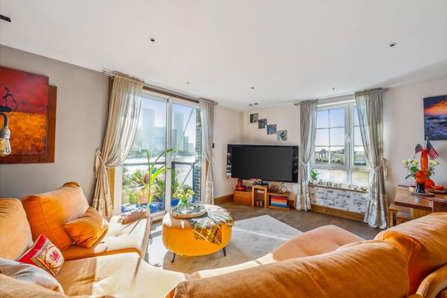 Thumbnail Flat for sale in Papermill Wharf, 50 Narrow Street, London