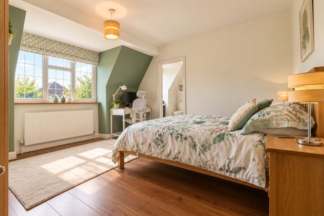 3, Sandiland Crescent, Bromley photo 4