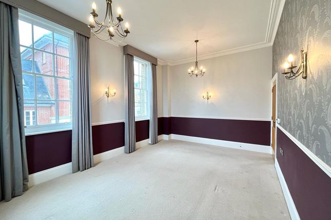 Flat 1, Newborough House, 3, Queen Mother Square, Dorchester photo 3