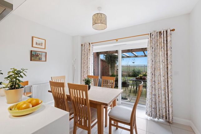23 Coates Drive, Pershore photo 4