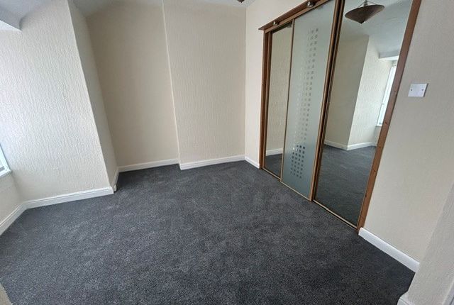 15a, Blackpool photo 4