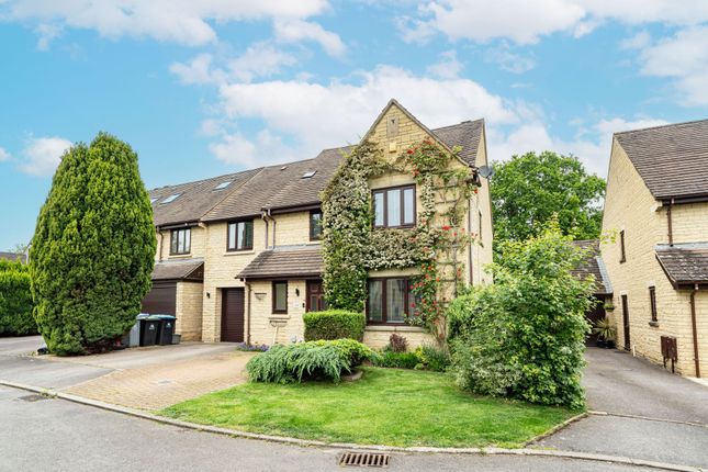Thumbnail Detached house for sale in Stanton Close, Witney