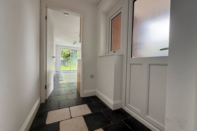 52, Brook Street, Dudley photo 4
