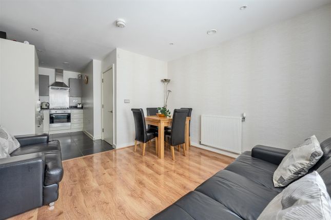 Flat for sale in Titley Close, London