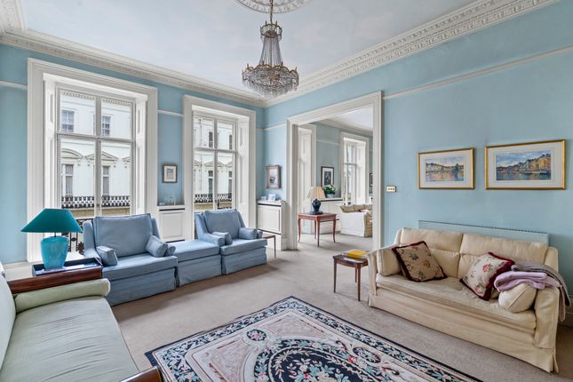 Strathearn, Strathearn Place, London photo 2