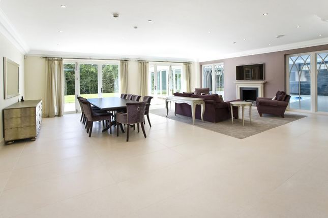 10b, Nuns Walk, Virginia Water photo 4