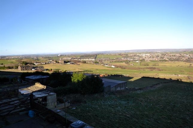 Terraced house for sale in Evelyn Terrace, Queensbury, Bradford