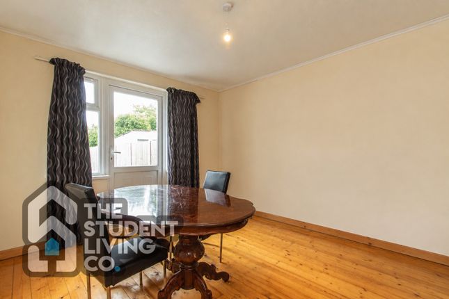 Runswick Drive, Nottingham photo 4