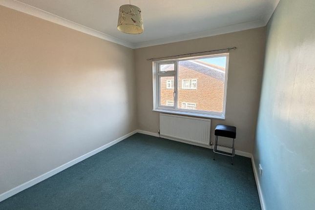 Flat 6 Rostrevor Court, 96 Sandown Road, Sandown photo 2