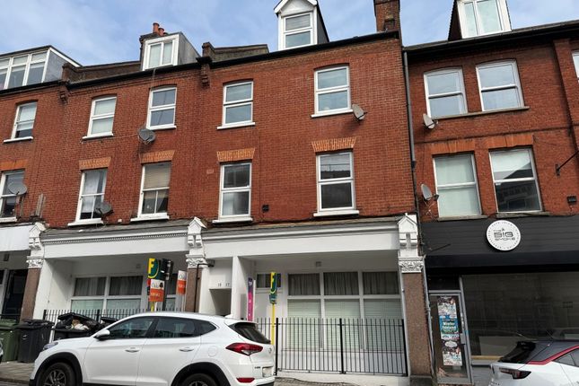 2-bed flat on 17B Shrubbery Road, London, £280,000