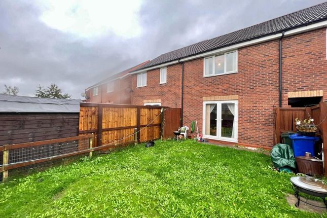 Town house for sale in Reginald Road, Barnsley