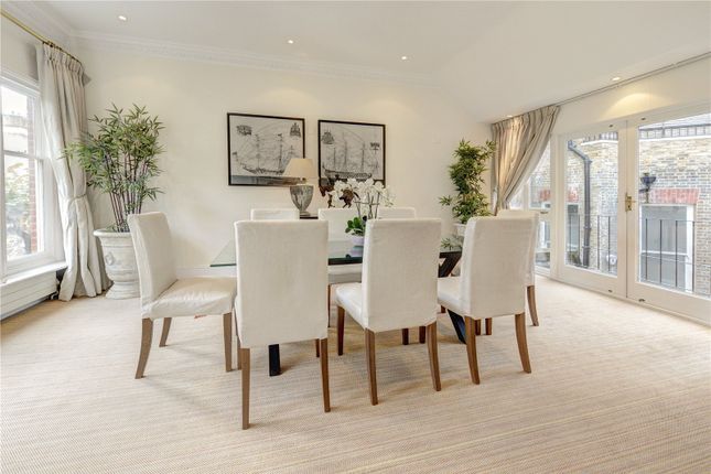 End terrace house for sale in Clabon Mews, London