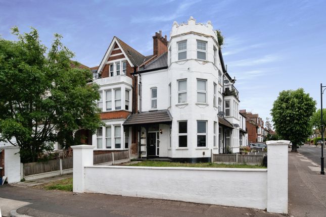 Flat for sale in York Road, Southend-On-Sea