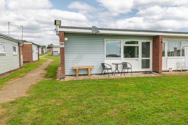 Thumbnail Mobile/park home for sale in Back Market Lane, Hemsby, Great Yarmouth