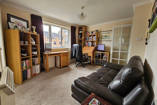 45, Jack Clow Road, London photo 4