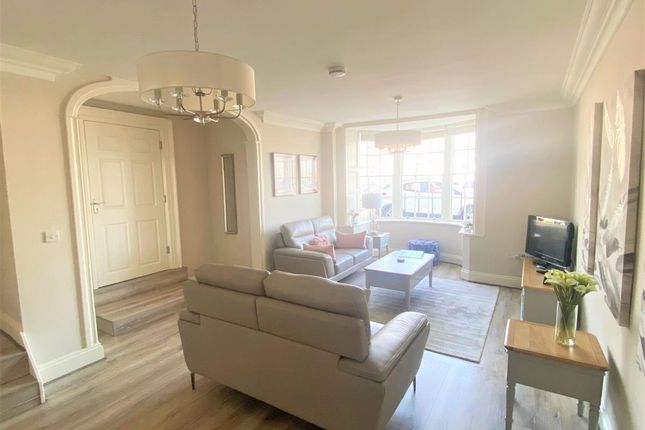 Flat 2a, Trinity Road, Weymouth photo 4
