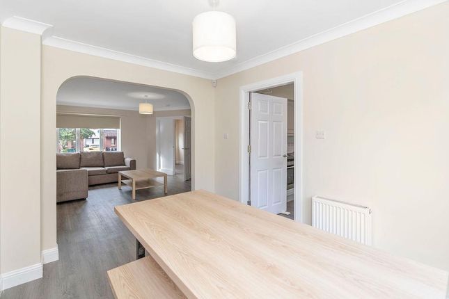 Craigour Avenue, Edinburgh, EH17, Edinburgh photo 5