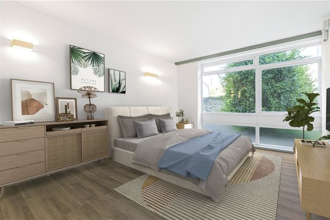 Studio flat on Flat 27, Cheval Court, 335, Upper Richmond Road, London, £262,000