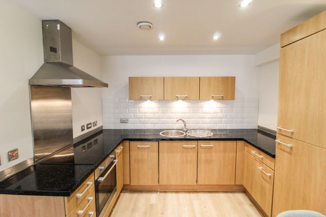 Apartment 14, Manchester photo 3