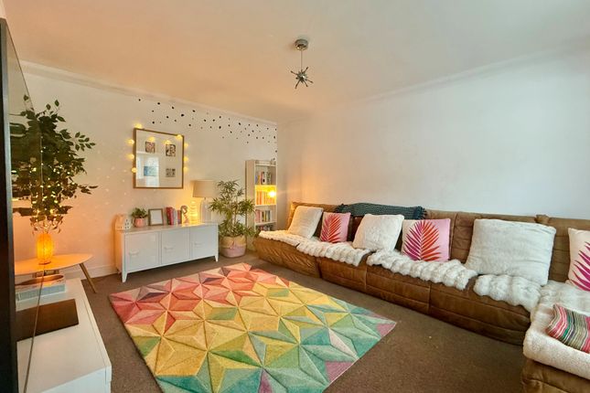 2, Mercer Drive, Lincoln photo 2