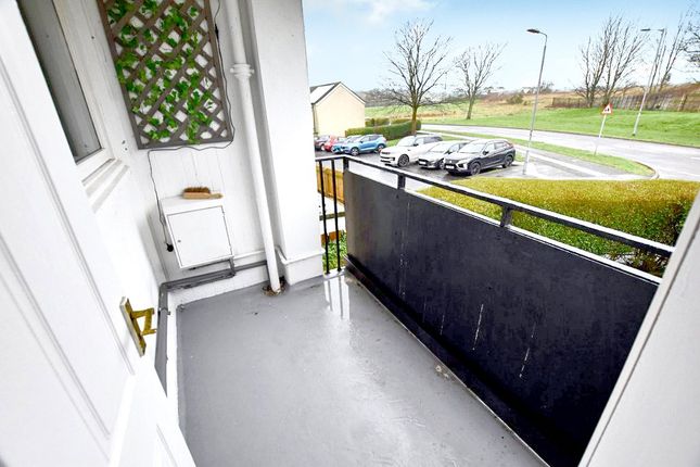 Flat for sale in Stirling Drive, Linwood, Paisley, Renfrewshire