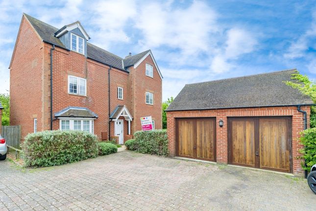 Thumbnail Detached house for sale in Oxenhope Way, Broughton, Milton Keynes