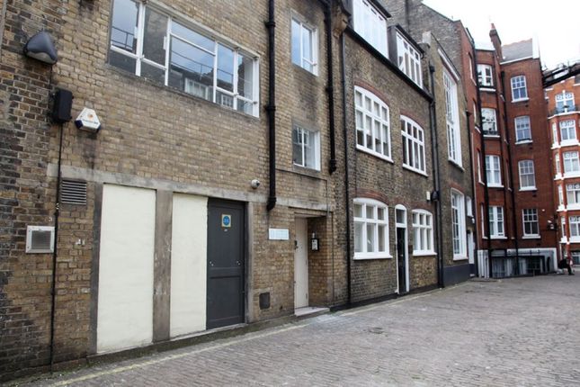 Office to let in David Mews, London