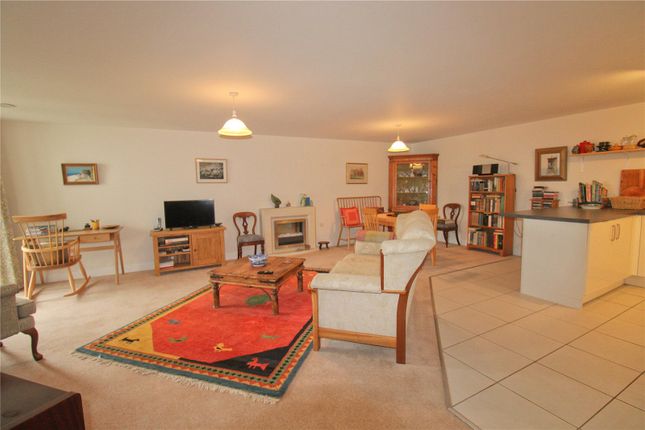 19, Applegate House, Wiltshire photo 2