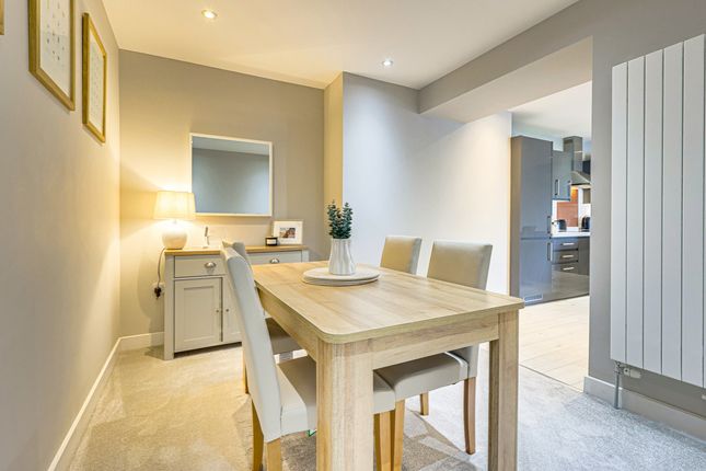 Flat Flat 10, Beaumont Court, 61-71 Victoria Avenue, Southend-on-sea photo 4