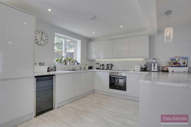 127, Worlds End Lane, Enfield photo 4