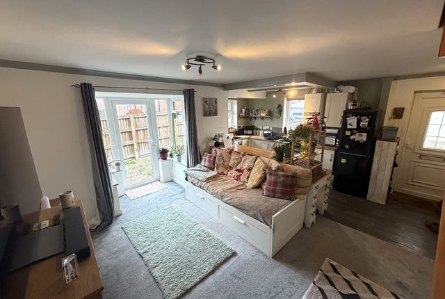 20, Macauley Close Devon, Honiton photo 4