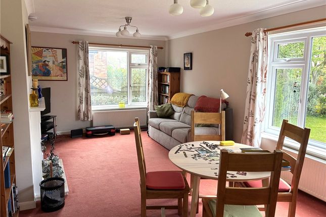 80 Beckwith Crescent,, Harrogate, North Yorkshire photo 4