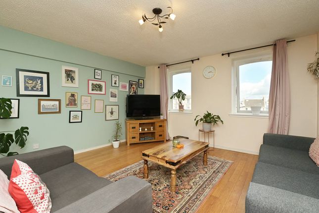 1/27 Chapel Lane, The Shore, Edinburgh, EH6 6ST photo 2