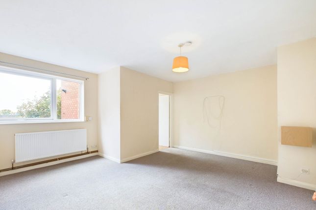 18 Laurier Court Northcourt Road, Worthing photo 3