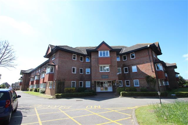 Thumbnail Flat for sale in Salvington Road, Worthing, West Sussex
